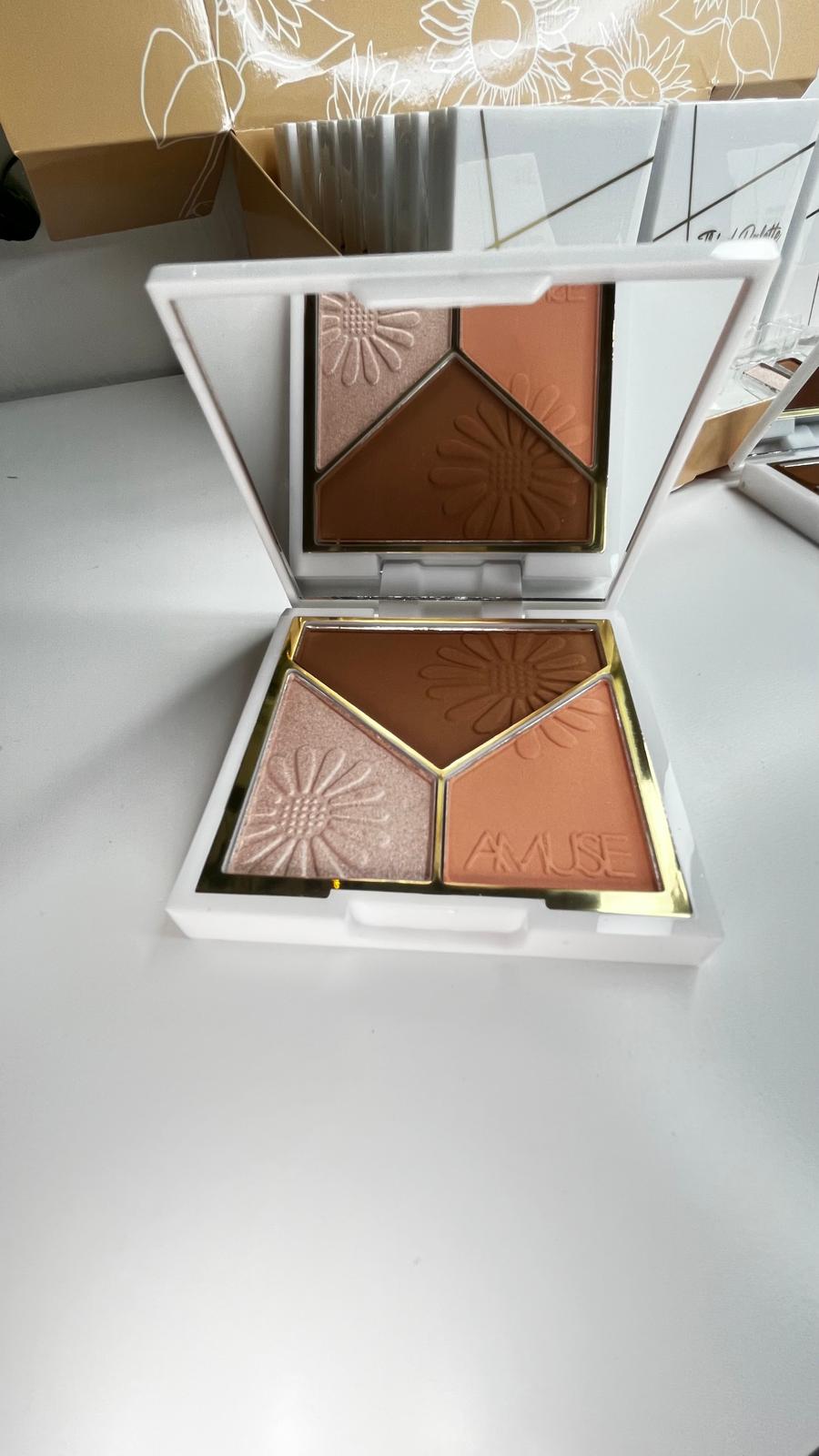 TRIAD PALETTE 3 IN 1  BLUSH/BRONZER/HIGHLIGHT